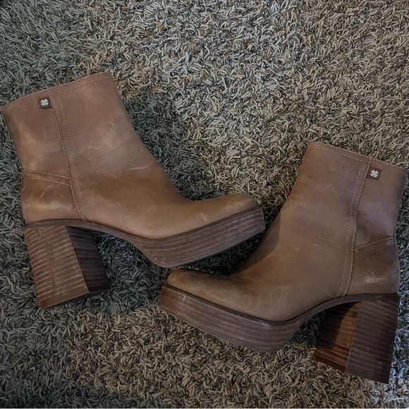 Lucky Brand Boots - Picture 1 of 3
